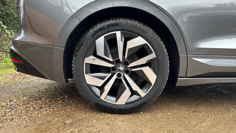 Skoda Enyaq 210kW 85 Sportline 82kWh 5dr Auto Electric Estate